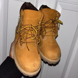 Wheat Timberland Kids boots size 13